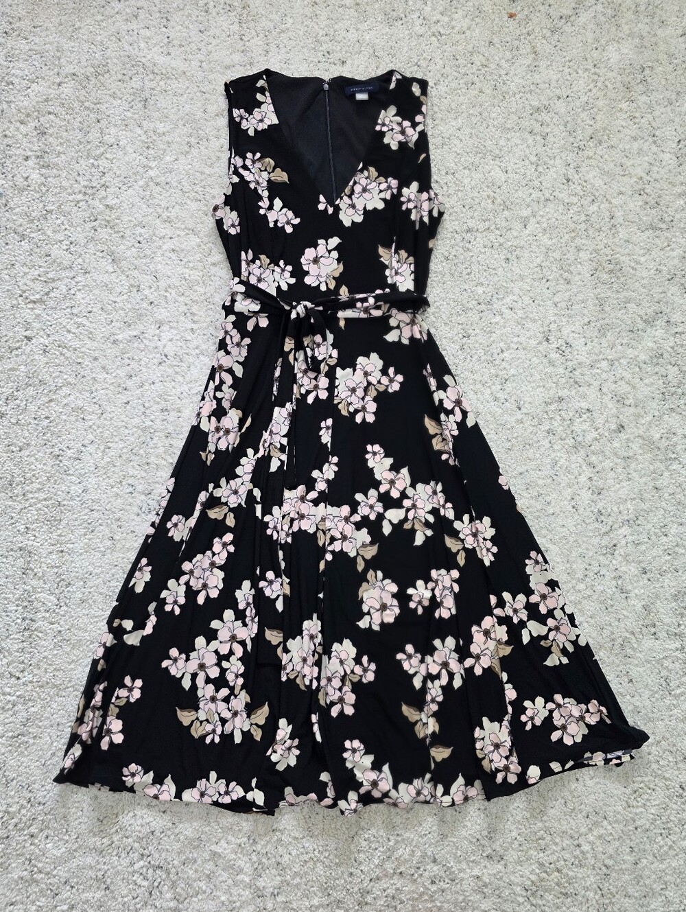 Women's 6 Brown Floral V-Neck Sleeveless Dress with Tie Waist